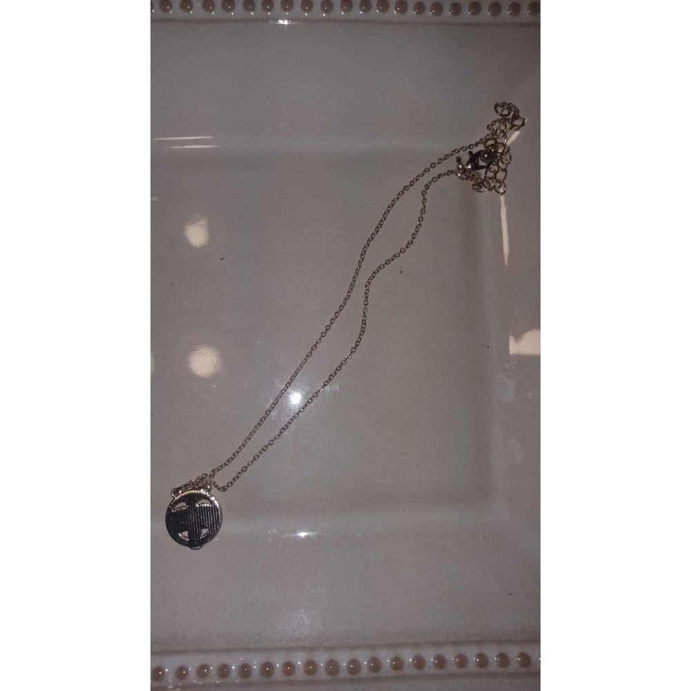 🤑 Necklace - Picture 2 of 3